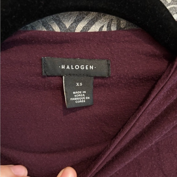 Sleeveless Purple Top Halogen XS mock neck - Picture 2 of 3